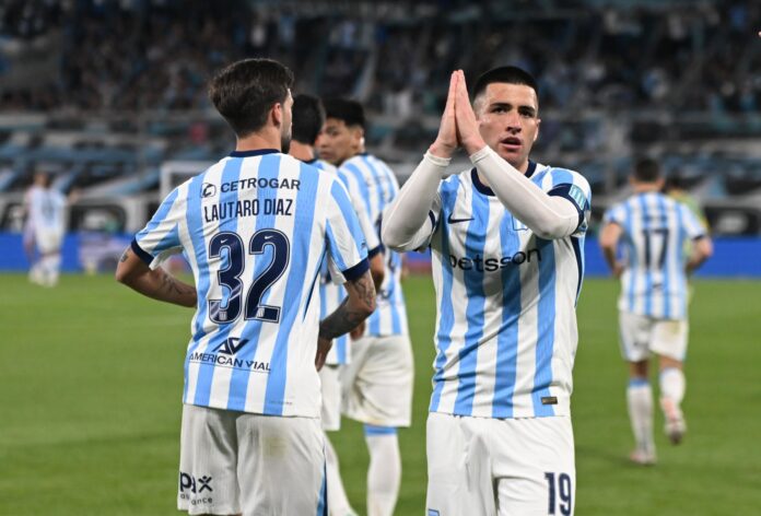 Racing cierra una temporada amarga con un triunfo sin celebraciones ante Aldosivi
